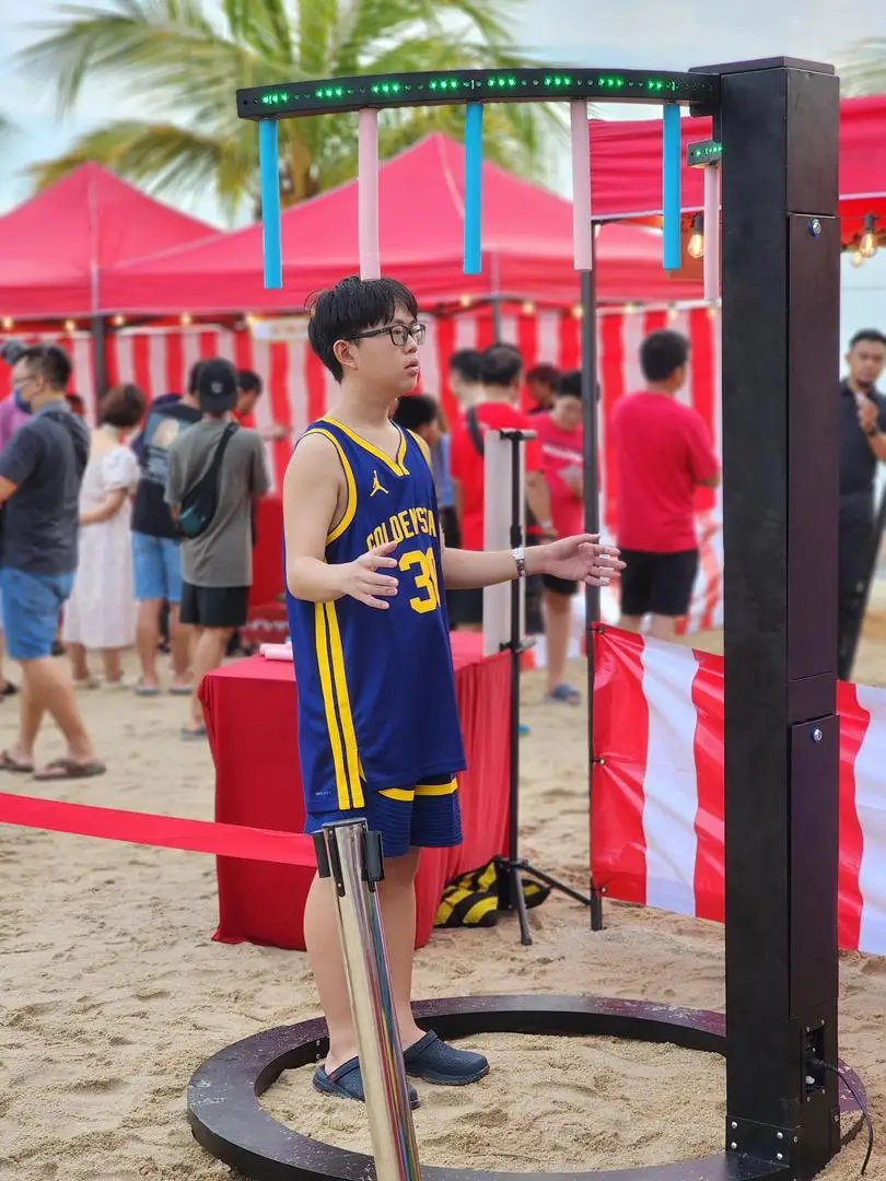 Eye Rolling Sticks - Carnival Games malaysia (3)