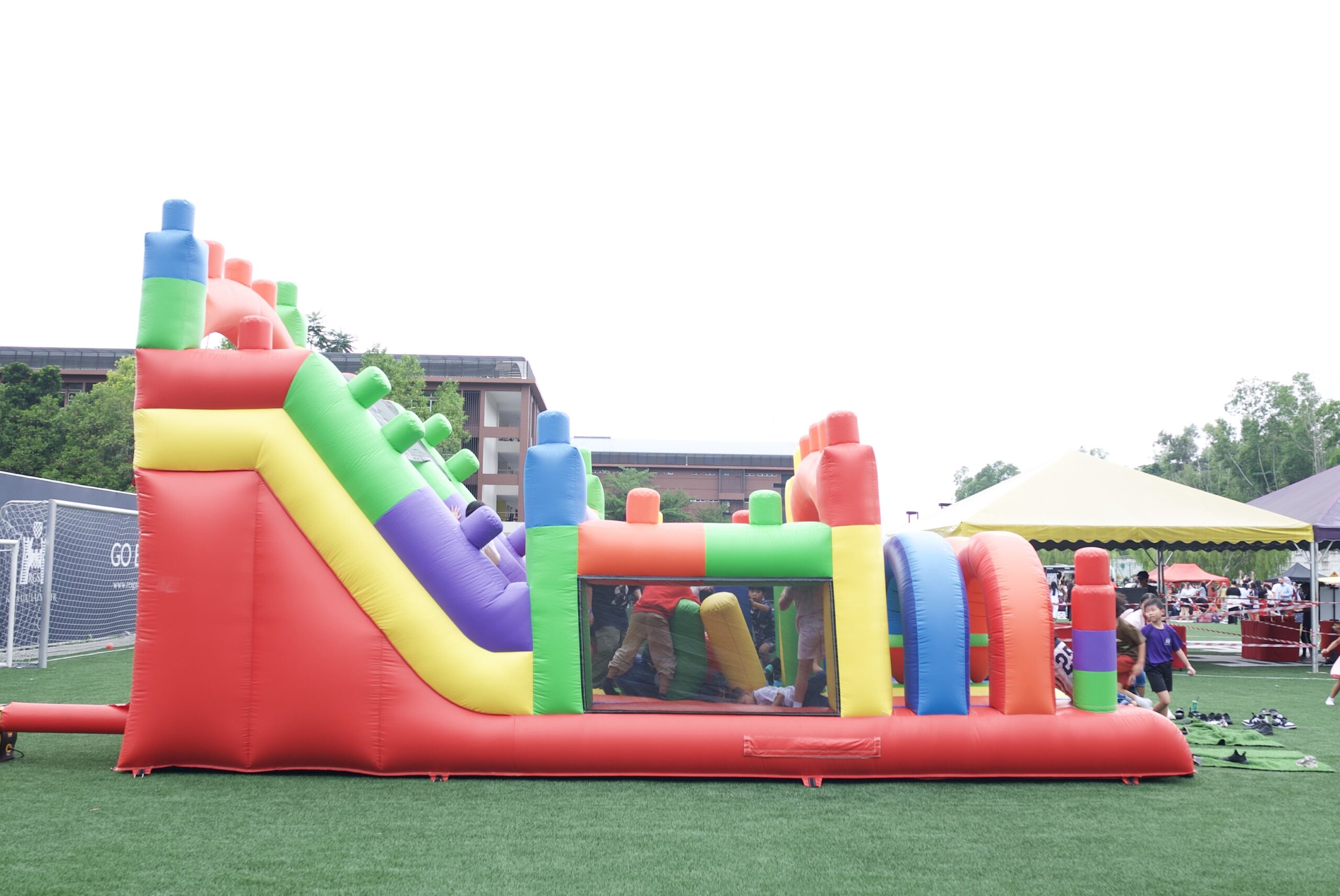 Inflatable Lego Obstacle - Image 3