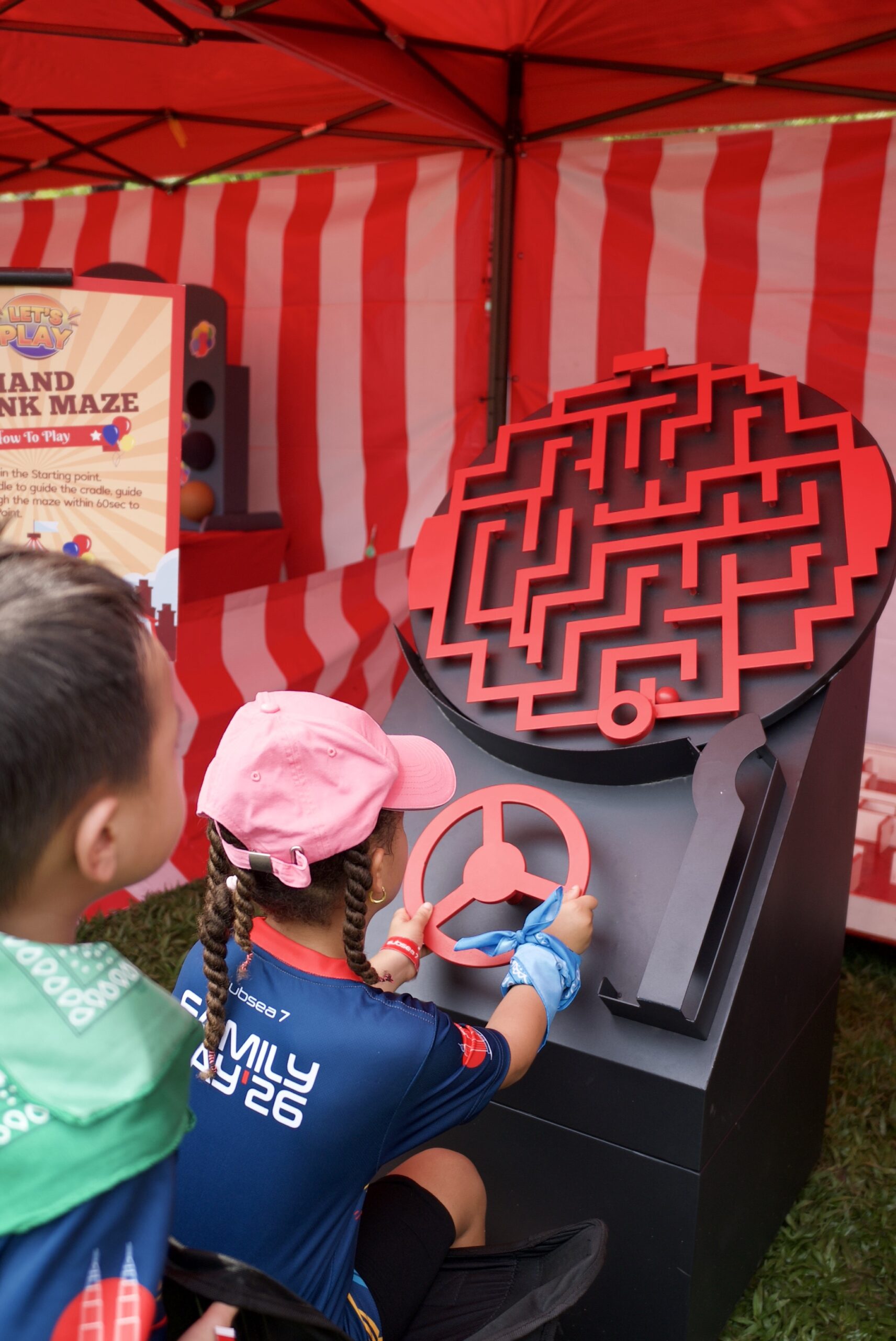 Hand Maze Challenge