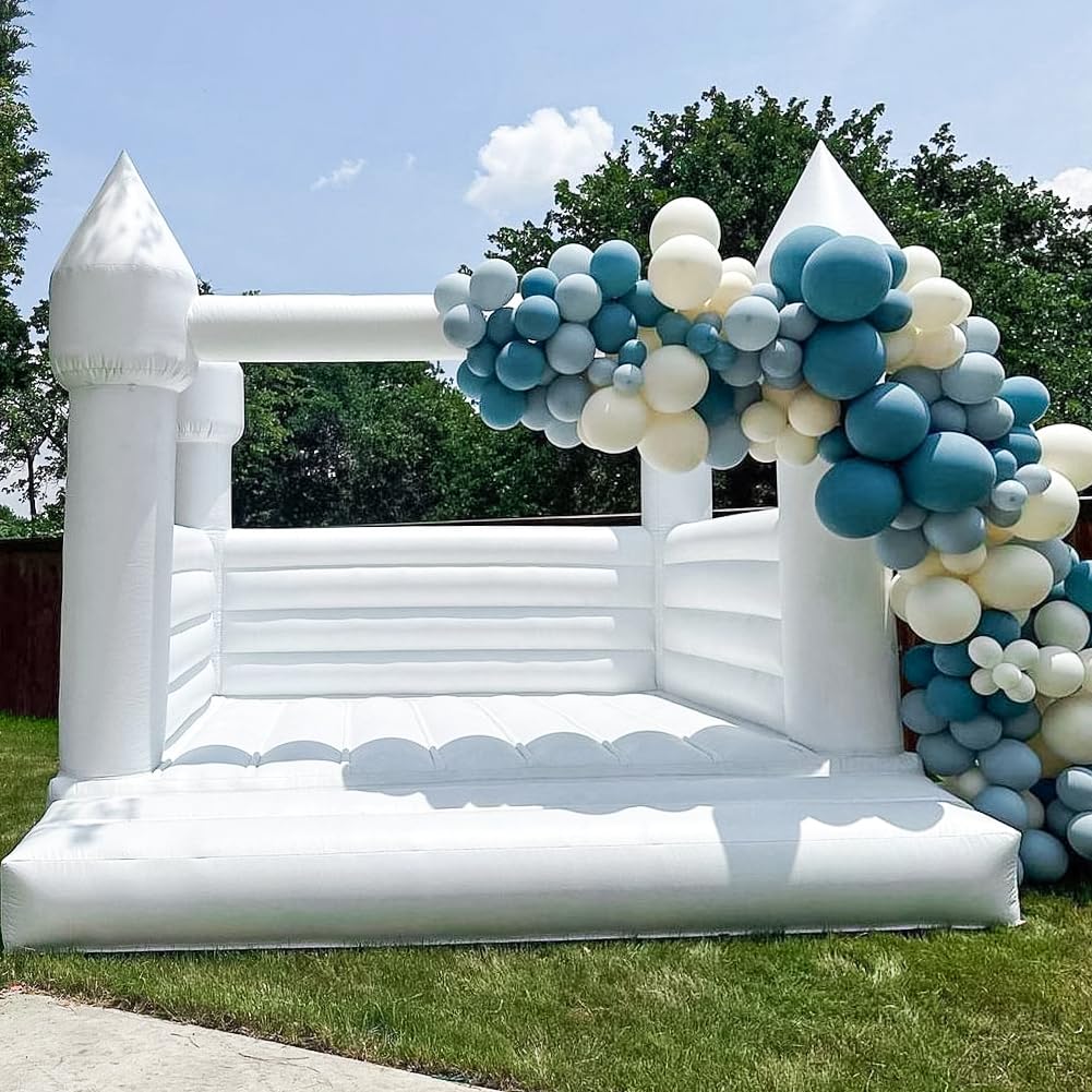 Bouncy White Castle - Image 2